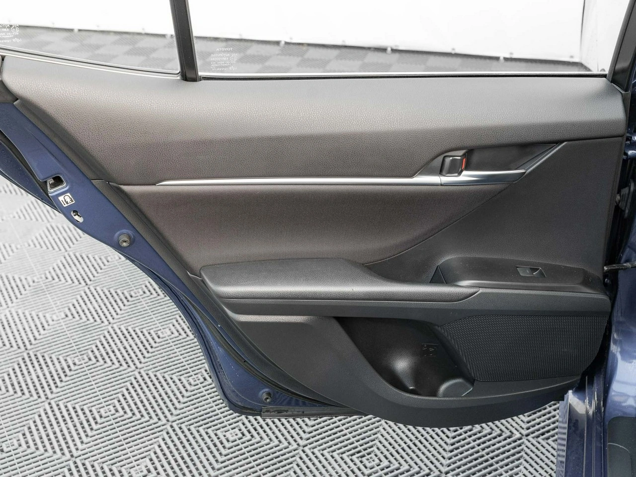 Toyota Camry - Zdjęcie 20