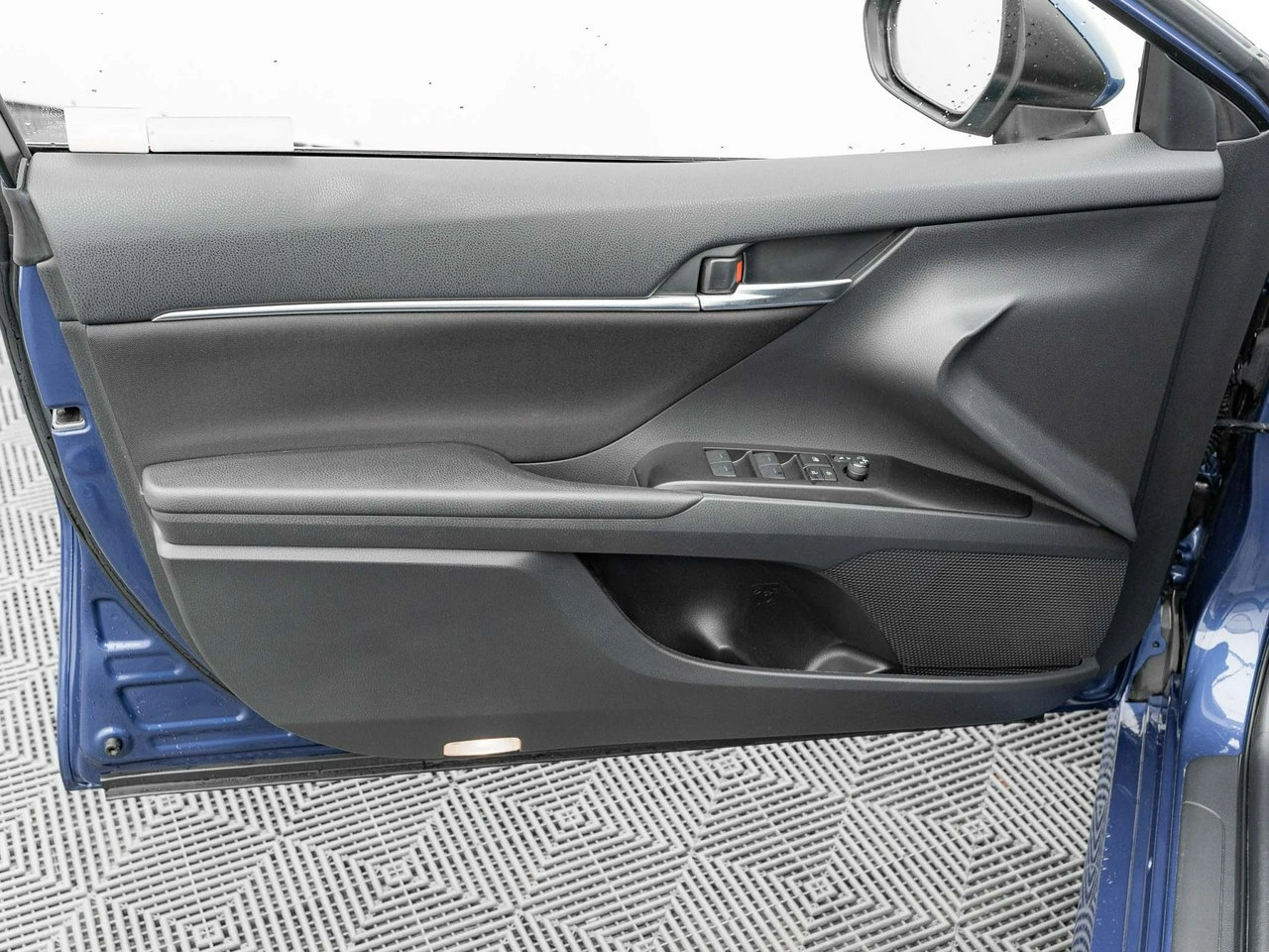 Toyota Camry - Zdjęcie 9