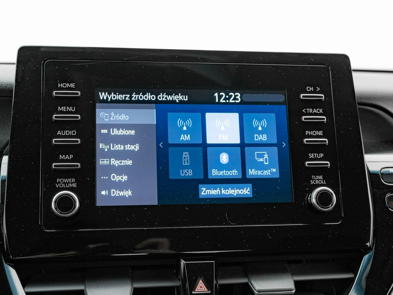 Toyota Camry - Zdjęcie 18