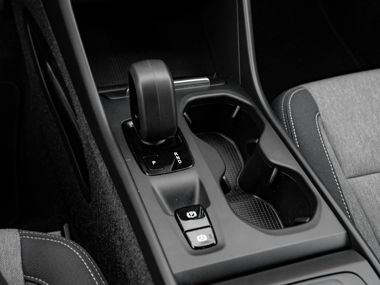 Volvo XC 40 - Zdjęcie 17