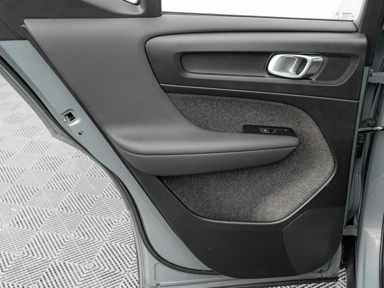 Volvo XC 40 - Zdjęcie 23