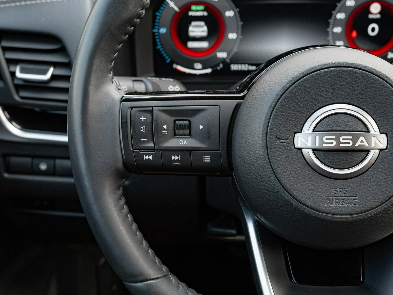 Nissan Qashqai - Zdjęcie 14