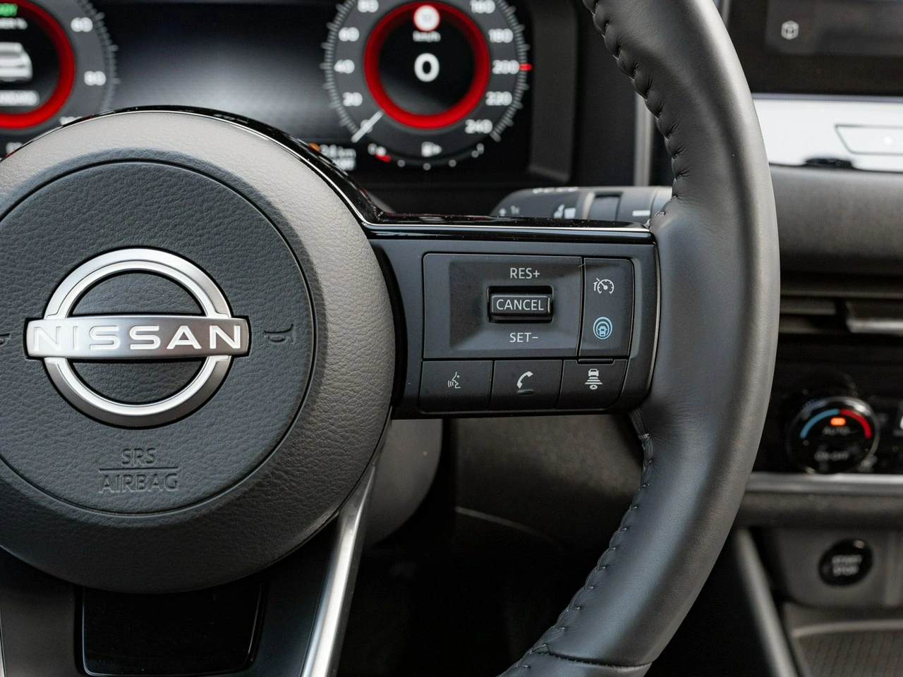 Nissan Qashqai - Zdjęcie 15