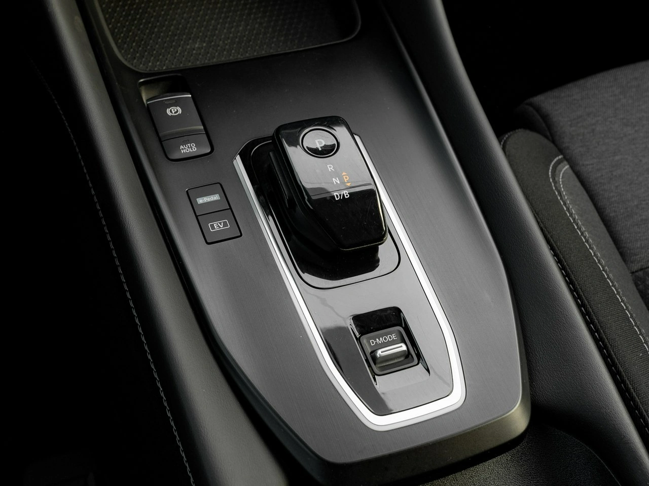 Nissan Qashqai - Zdjęcie 16