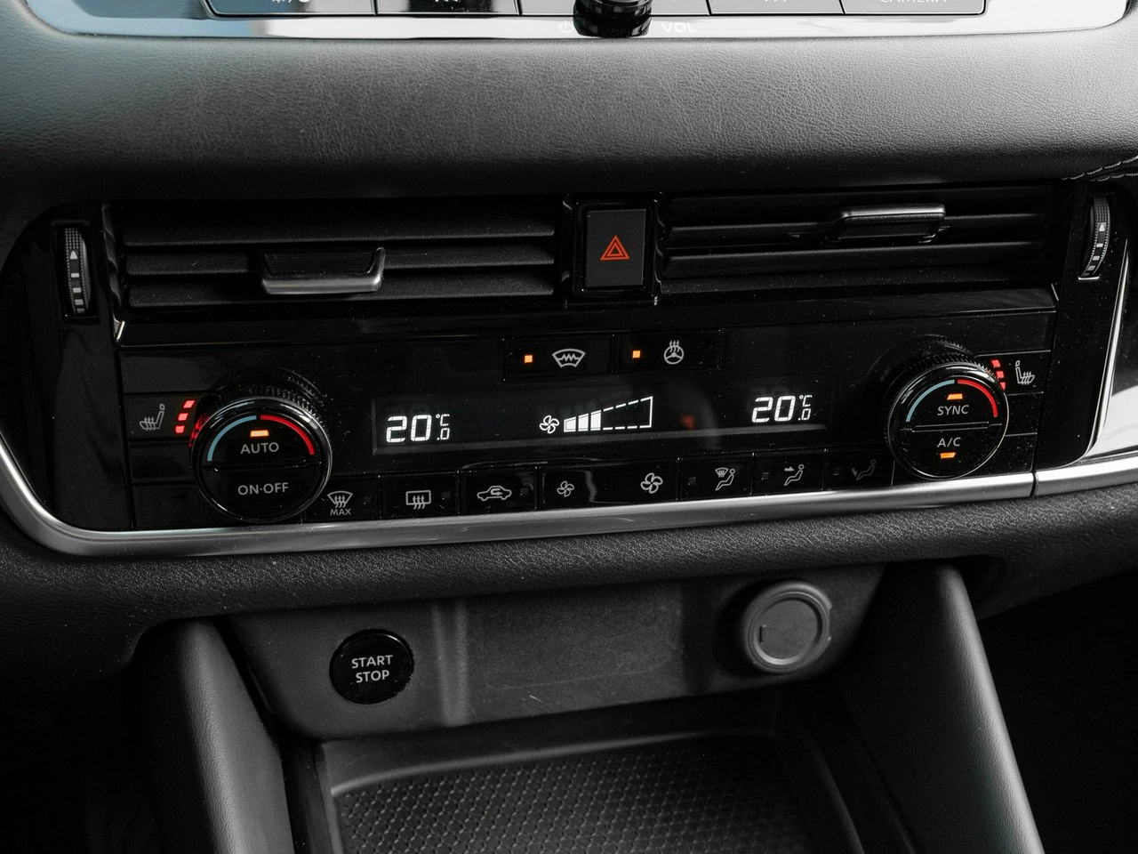 Nissan Qashqai - Zdjęcie 17