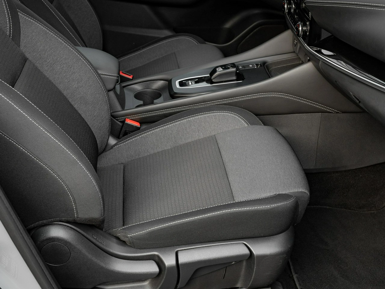 Nissan Qashqai - Zdjęcie 32