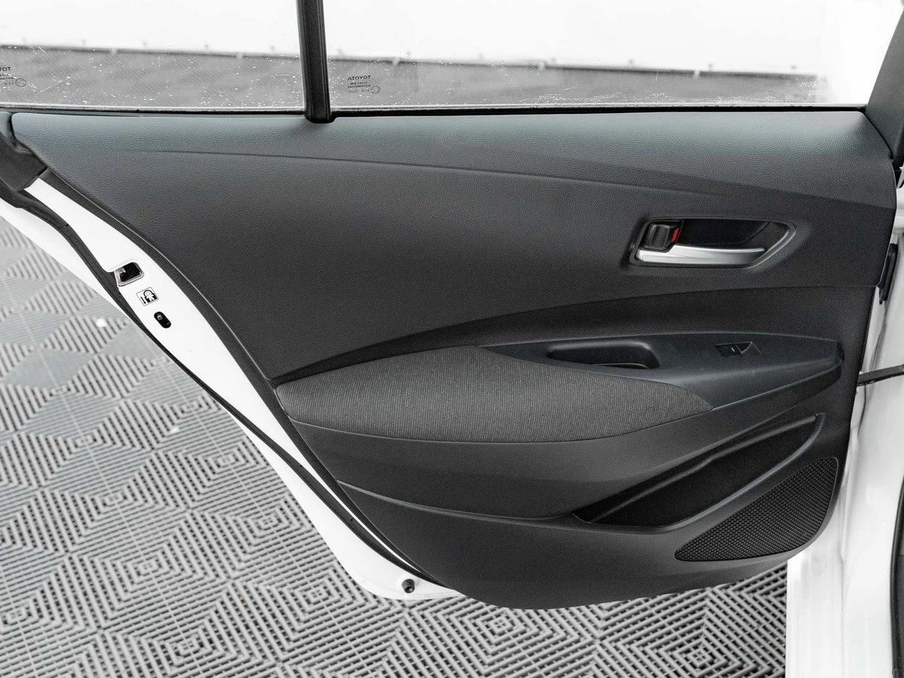 Toyota Corolla - Zdjęcie 19