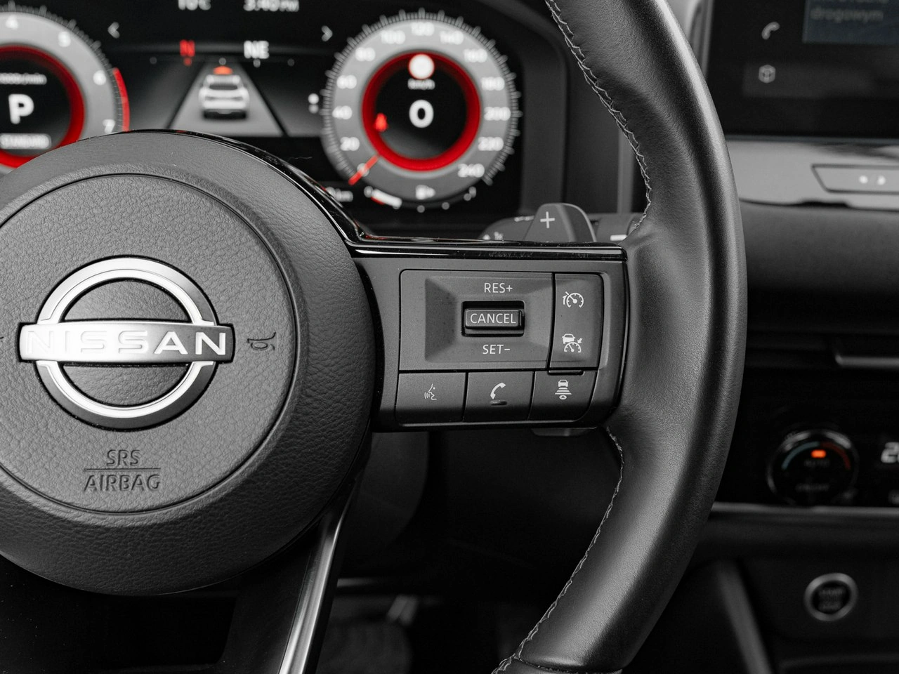 Nissan Qashqai - Zdjęcie 16