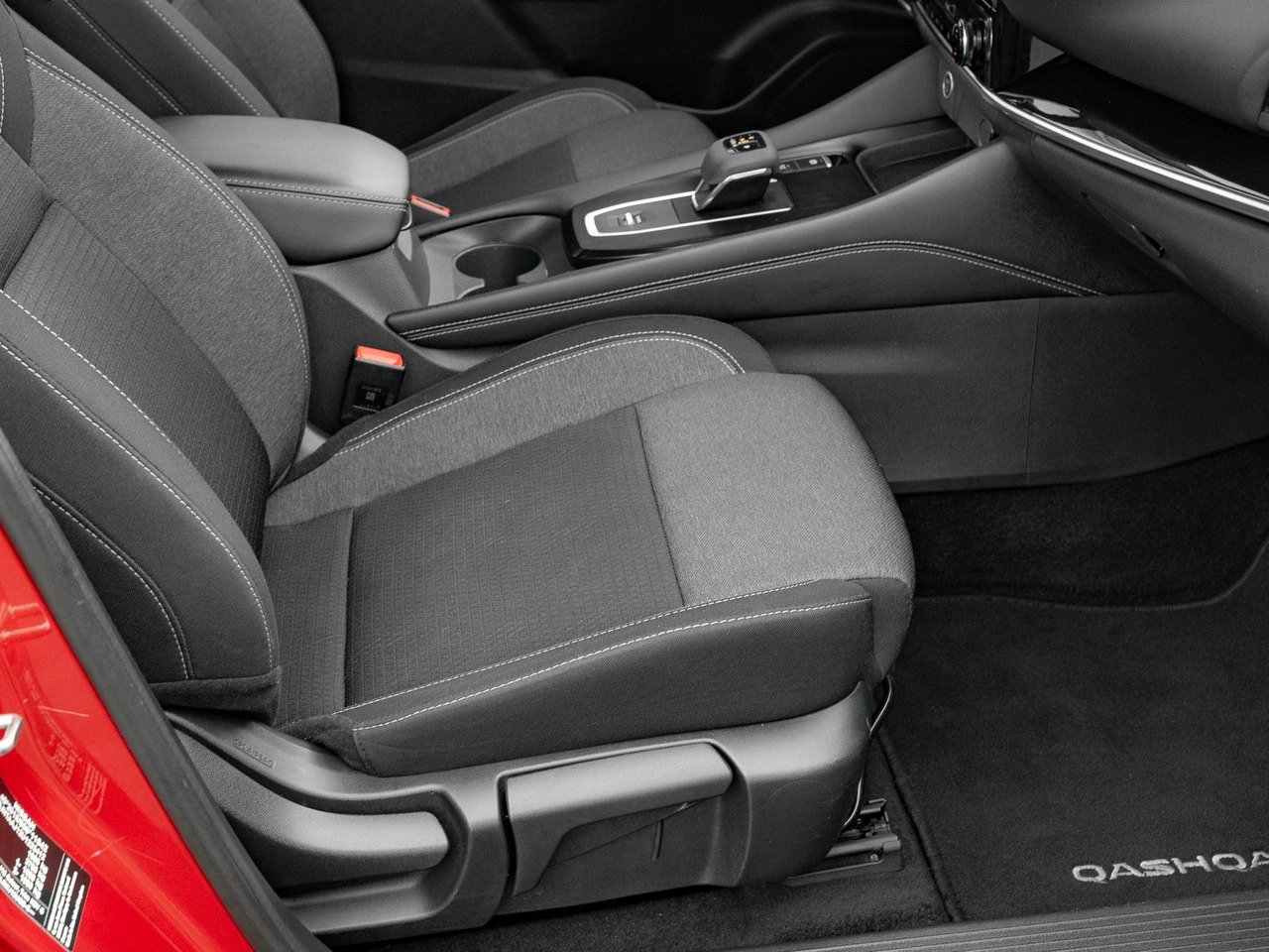 Nissan Qashqai - Zdjęcie 29