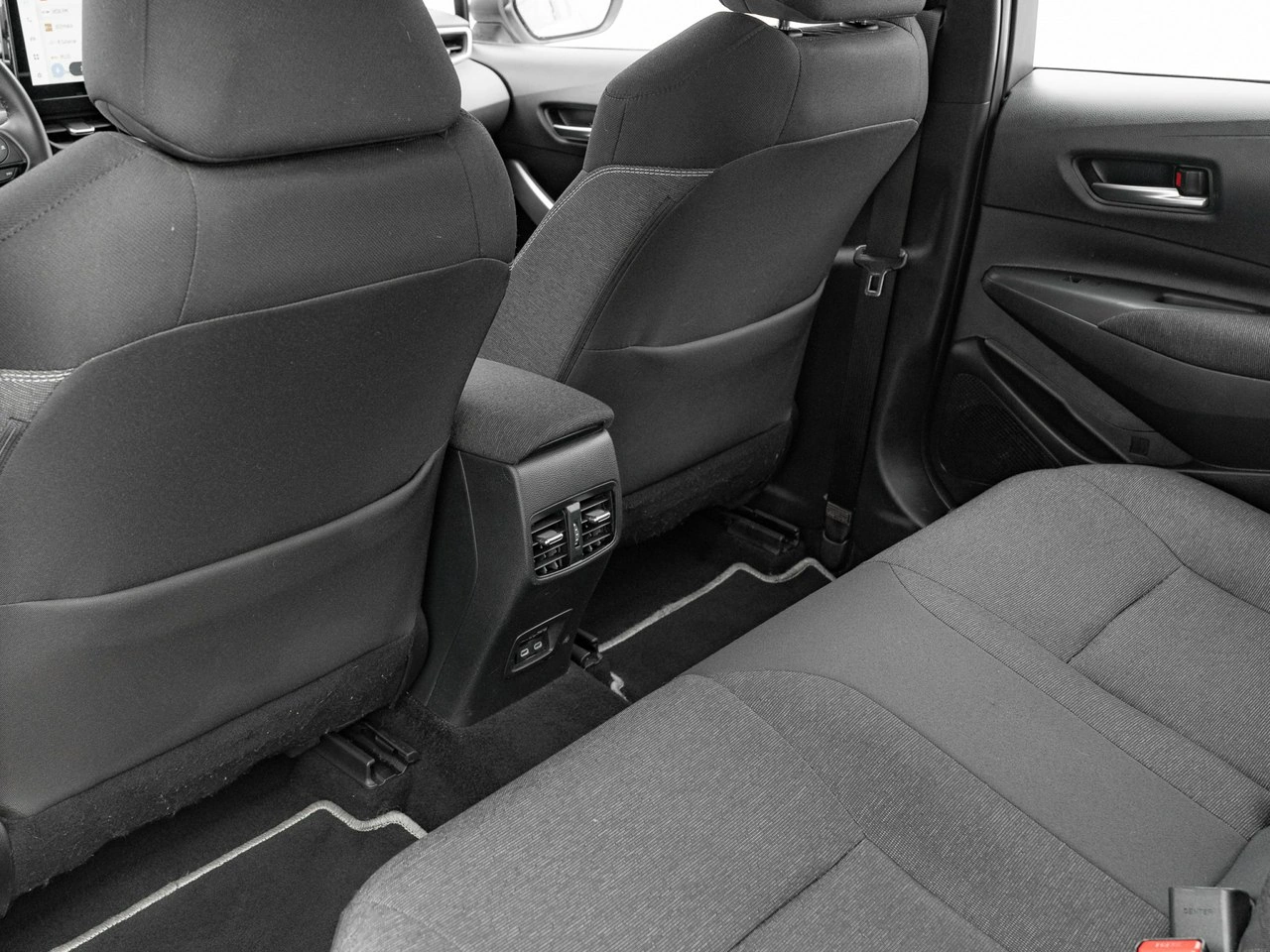 Toyota Corolla - Zdjęcie 24