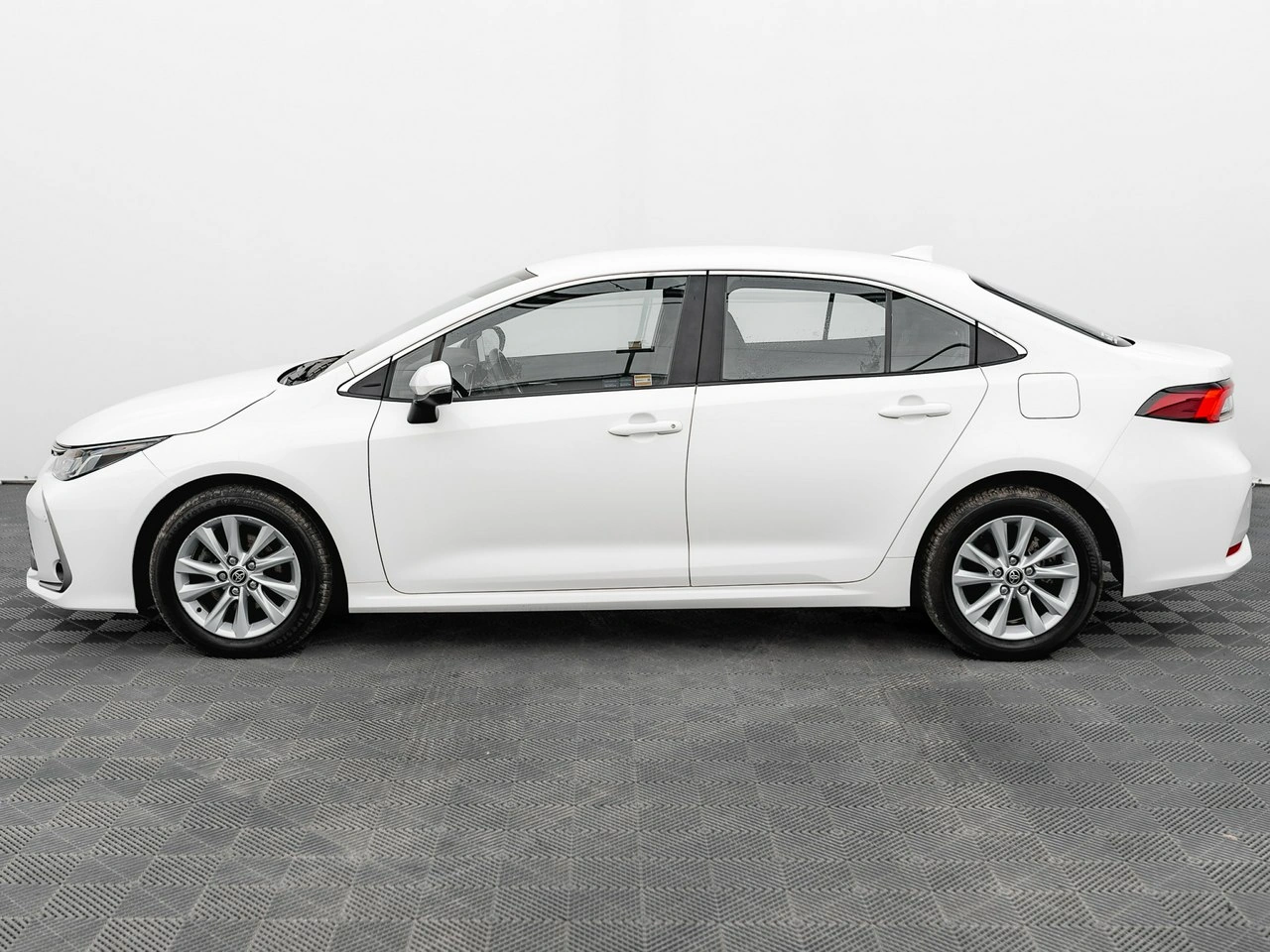 Toyota Corolla - Zdjęcie 8