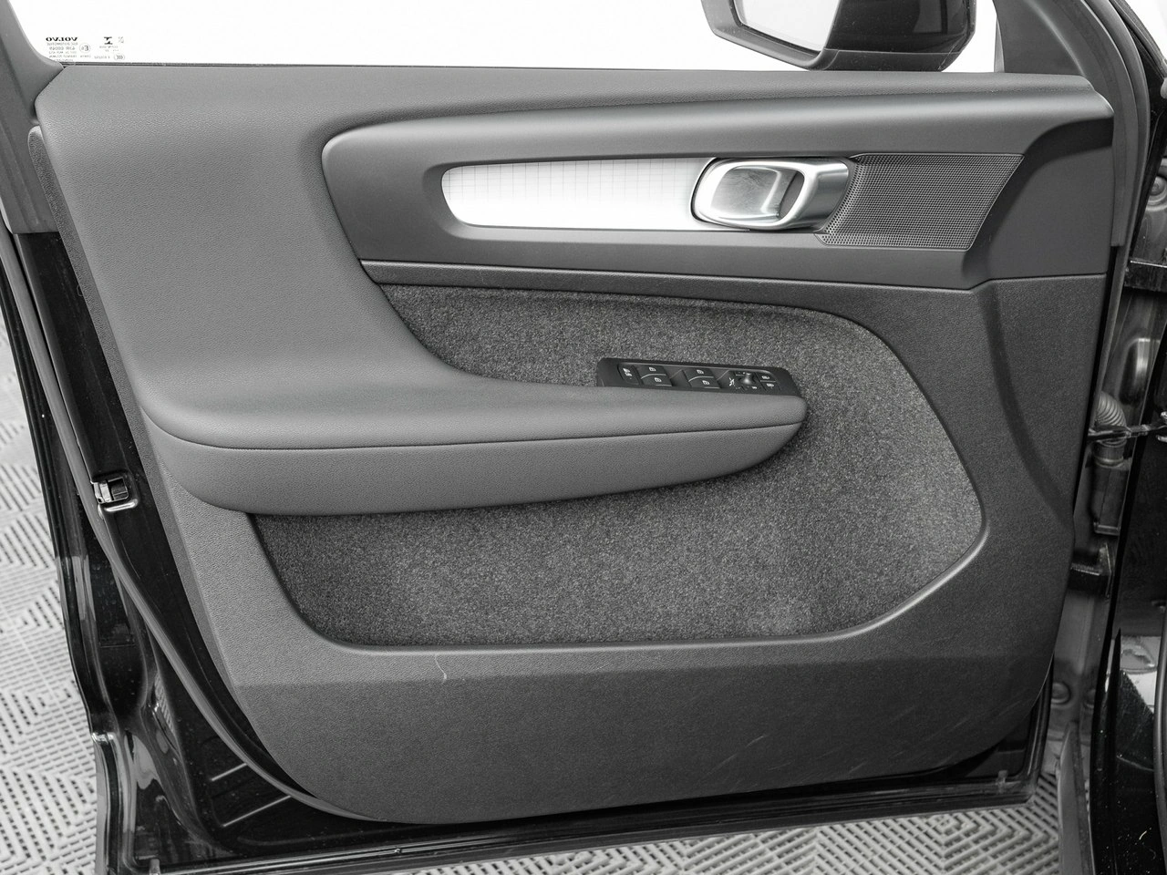 Volvo XC 40 - Zdjęcie 11