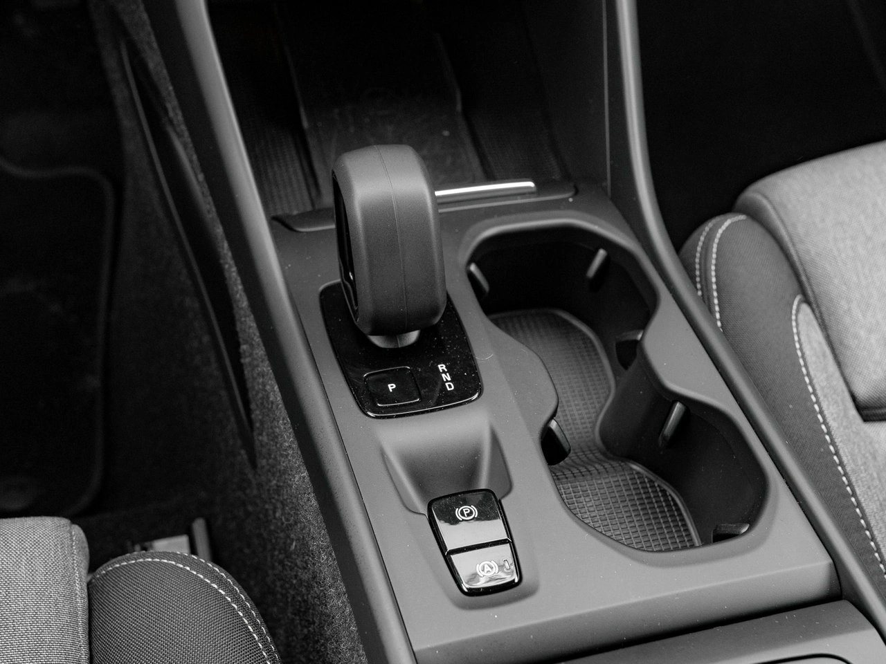 Volvo XC 40 - Zdjęcie 16