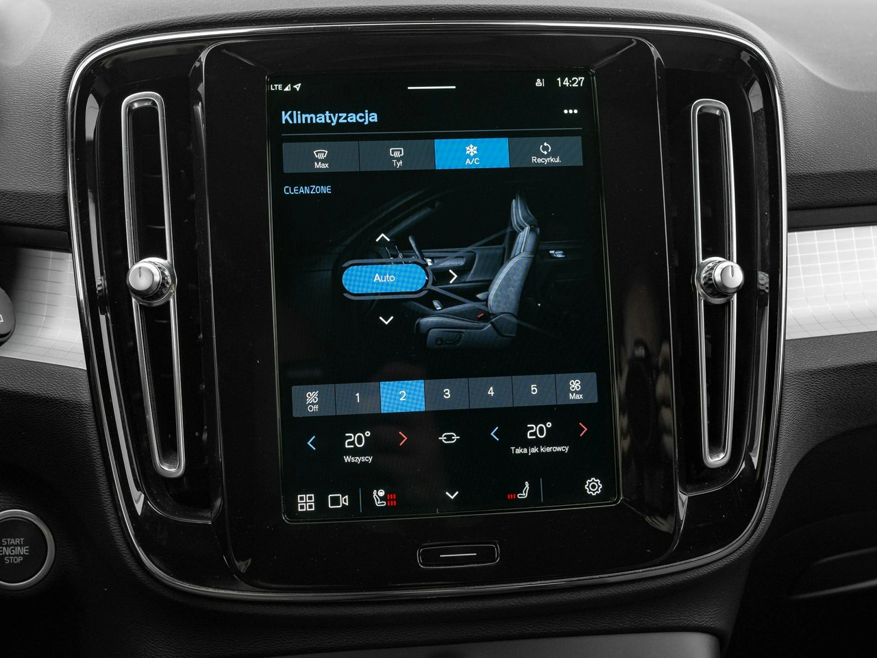 Volvo XC 40 - Zdjęcie 19