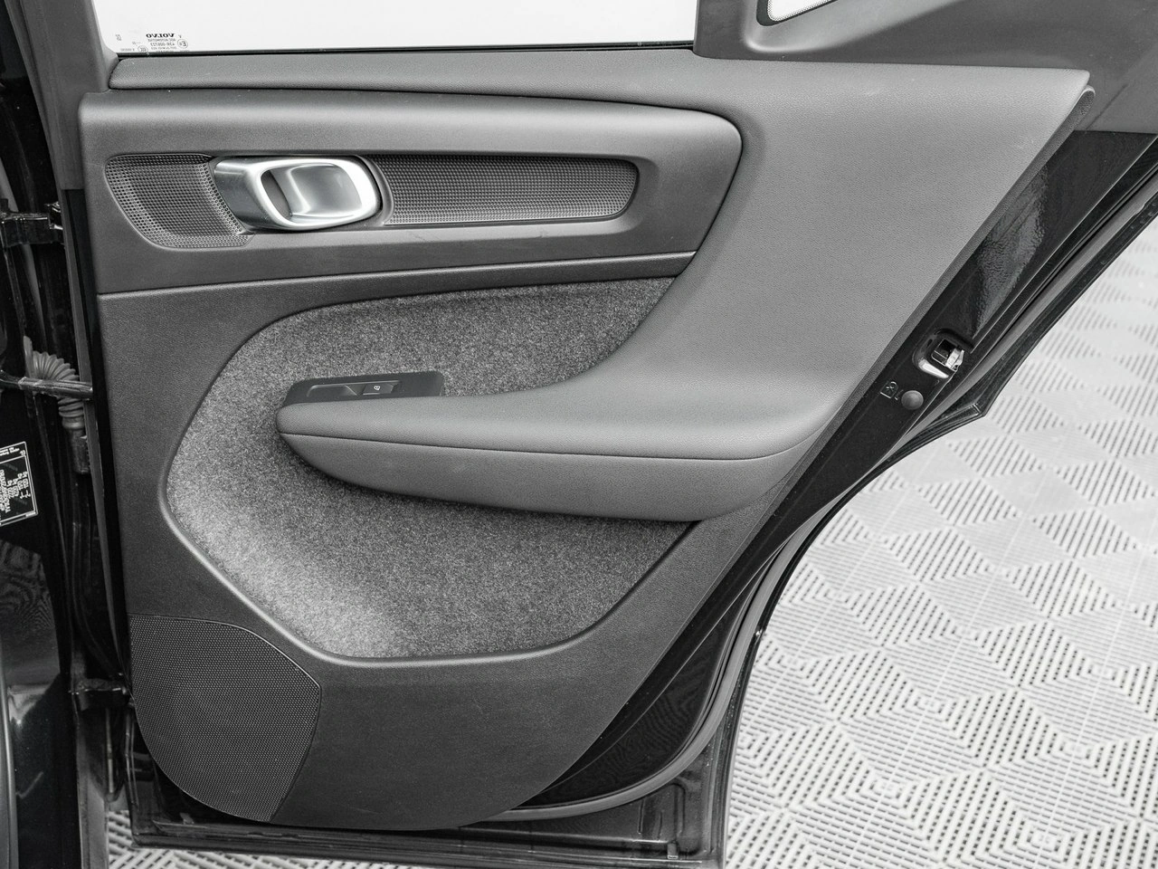 Volvo XC 40 - Zdjęcie 27