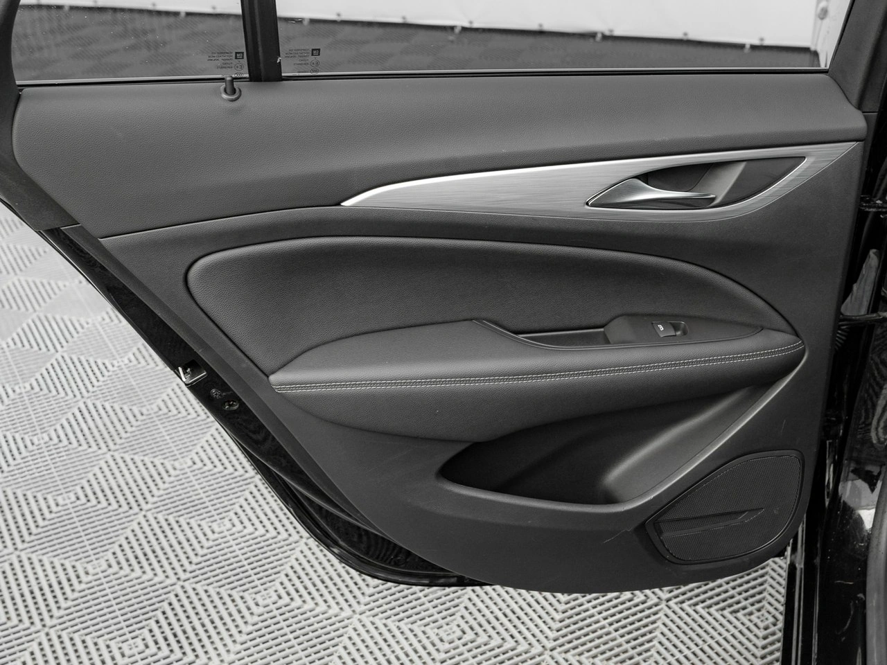 Opel Insignia - Zdjęcie 20