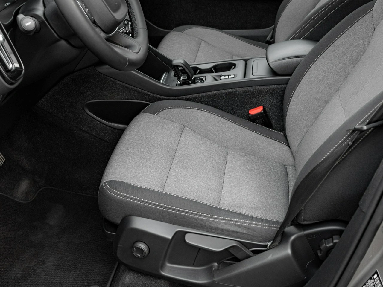 Volvo XC 40 - Zdjęcie 12