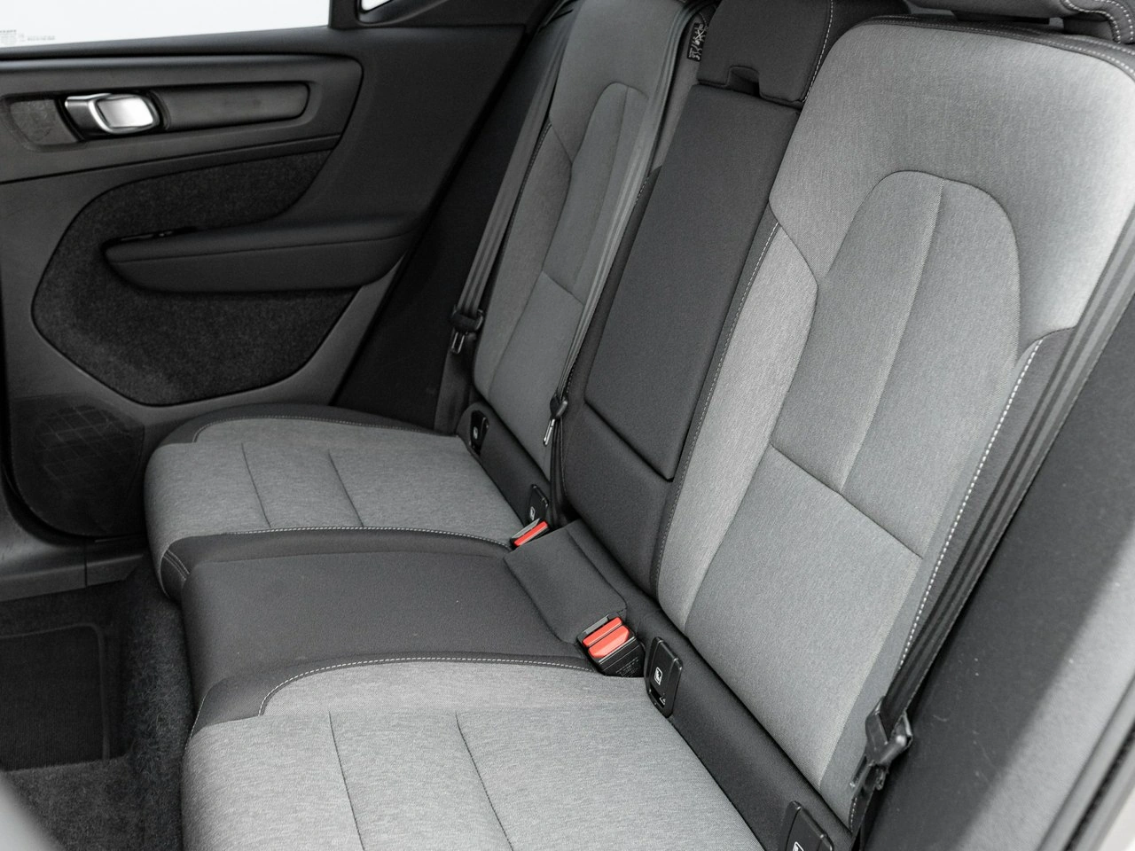 Volvo XC 40 - Zdjęcie 25