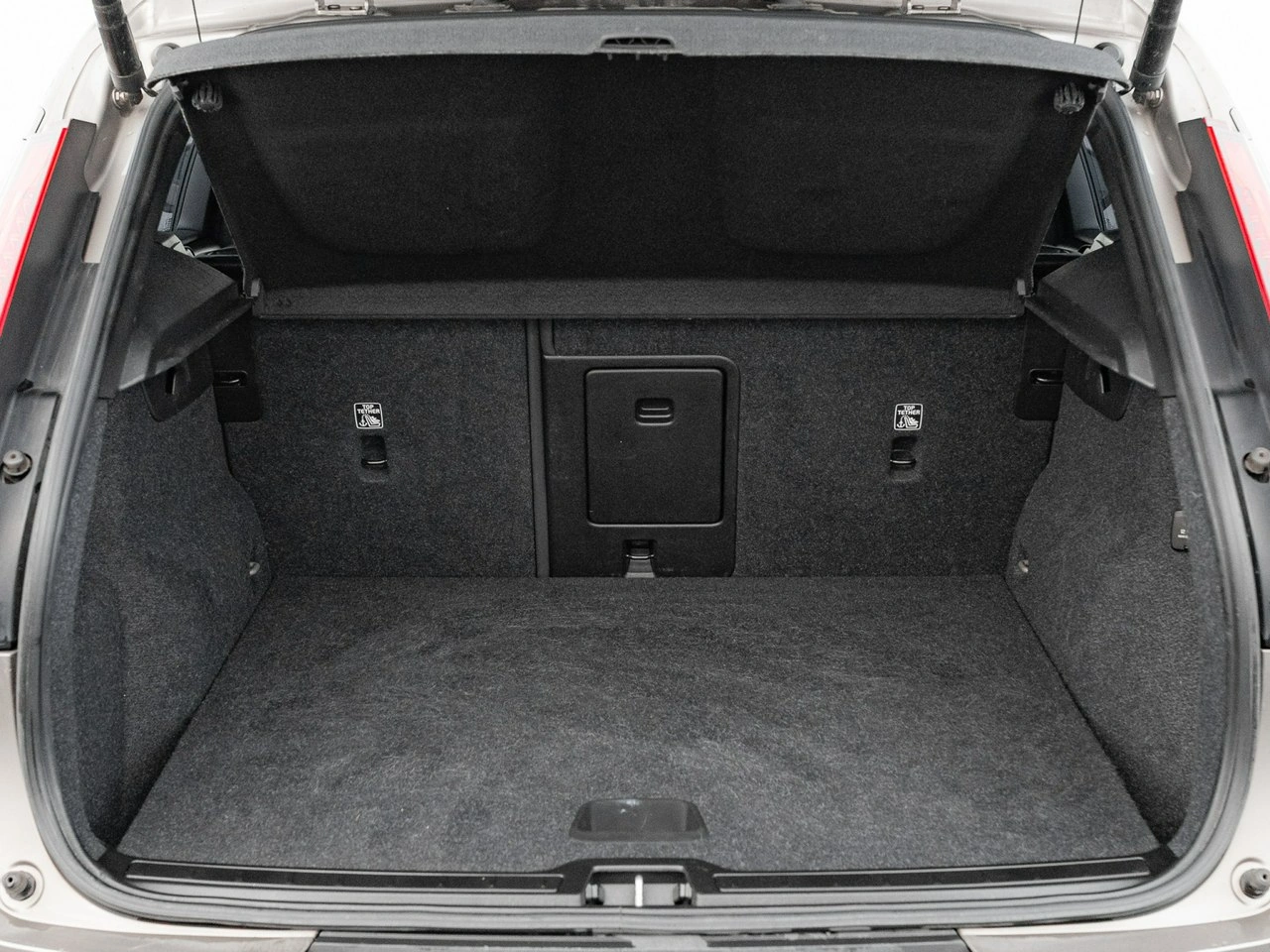 Volvo XC 40 - Zdjęcie 26