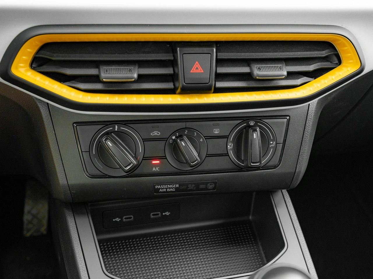 Seat Ibiza - Zdjęcie 18