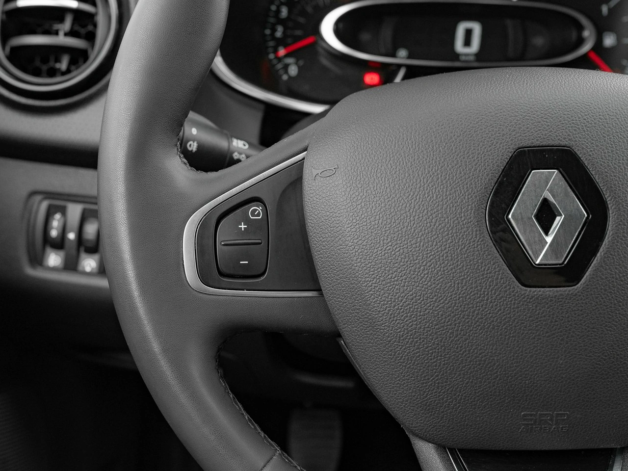 Renault Clio - Zdjęcie 11