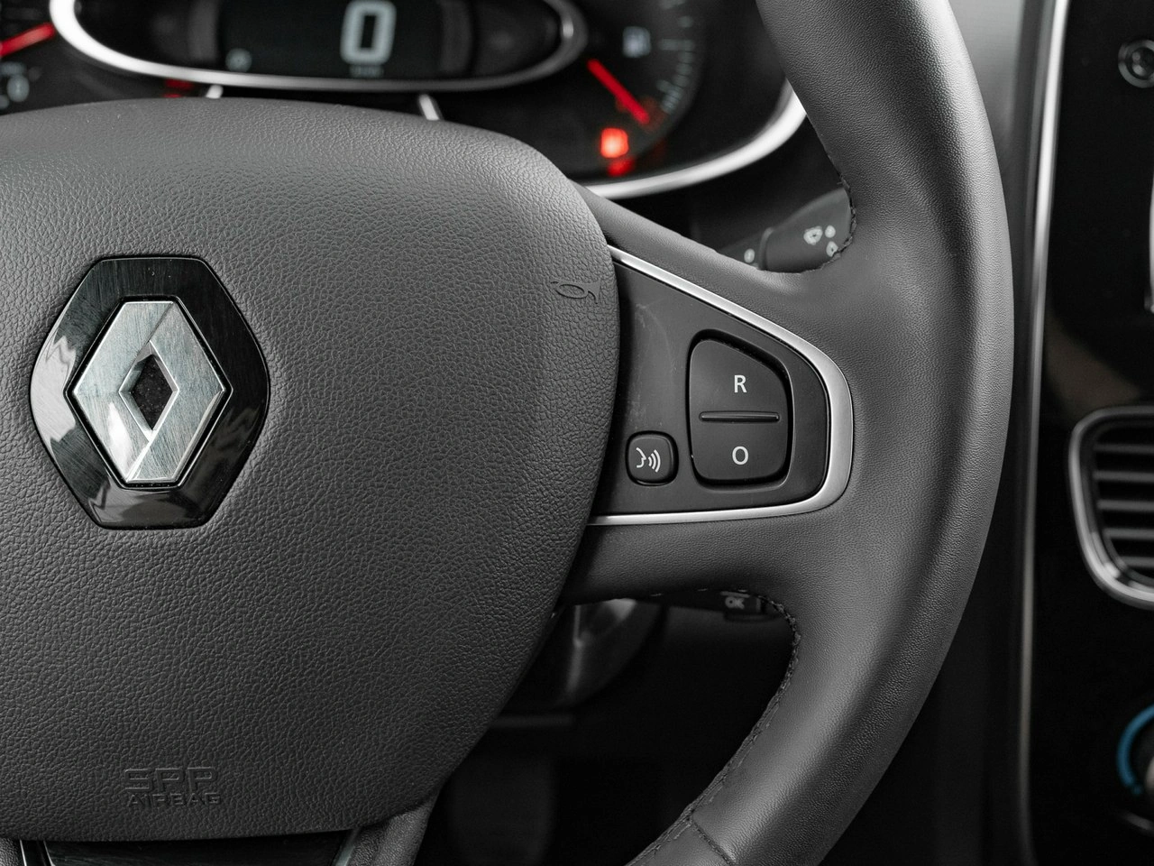 Renault Clio - Zdjęcie 12