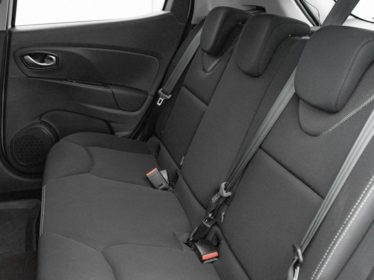 Renault Clio - Zdjęcie 19