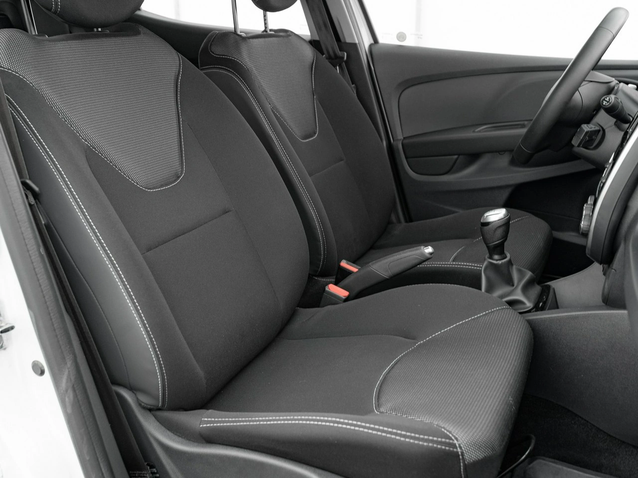 Renault Clio - Zdjęcie 22