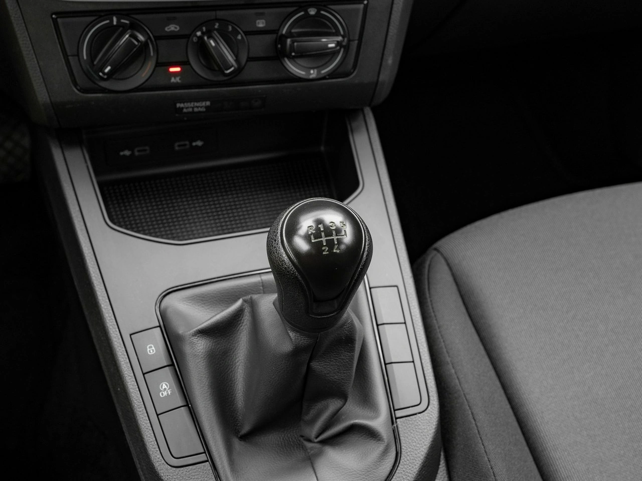 Seat Ibiza - Zdjęcie 17