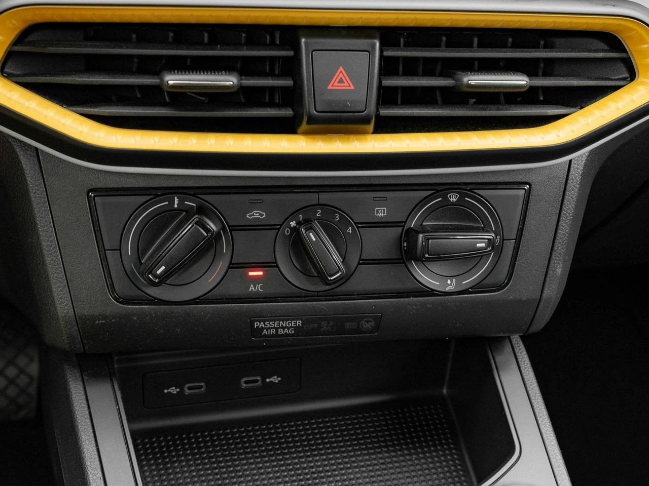 Seat Ibiza - Zdjęcie 18