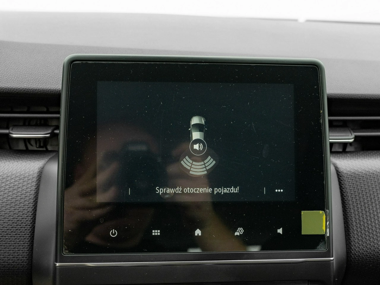 Renault Clio - Zdjęcie 24