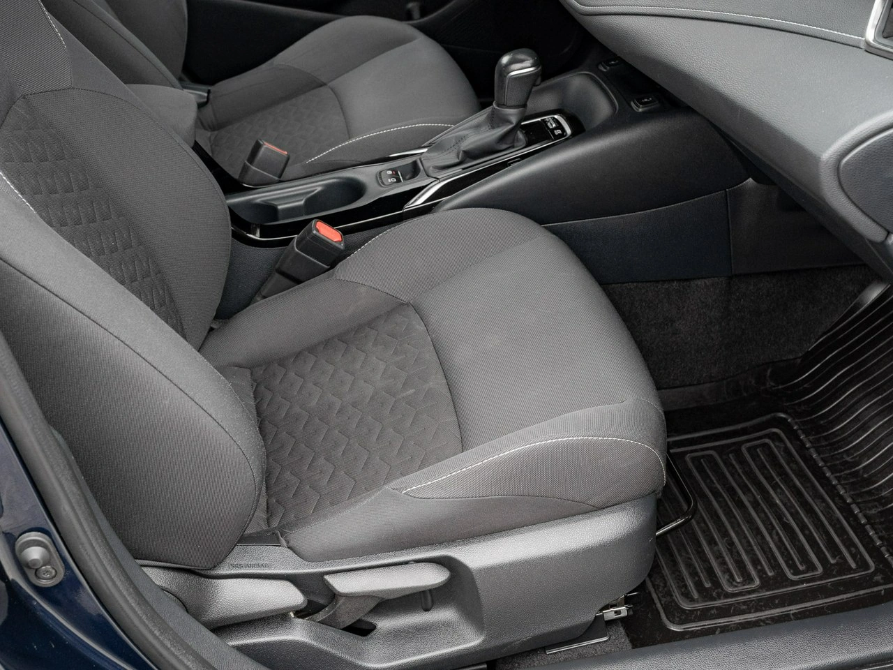 Toyota Corolla - Zdjęcie 30