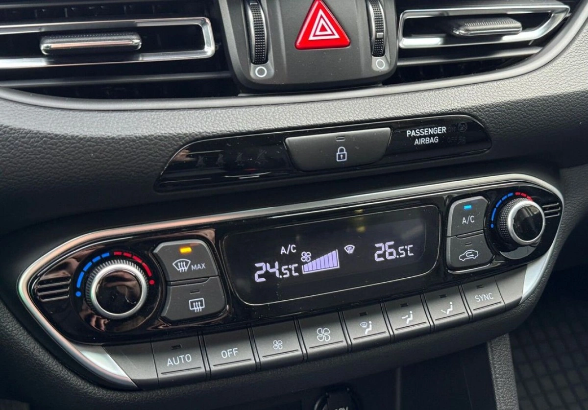 Hyundai i30 - Zdjęcie 17