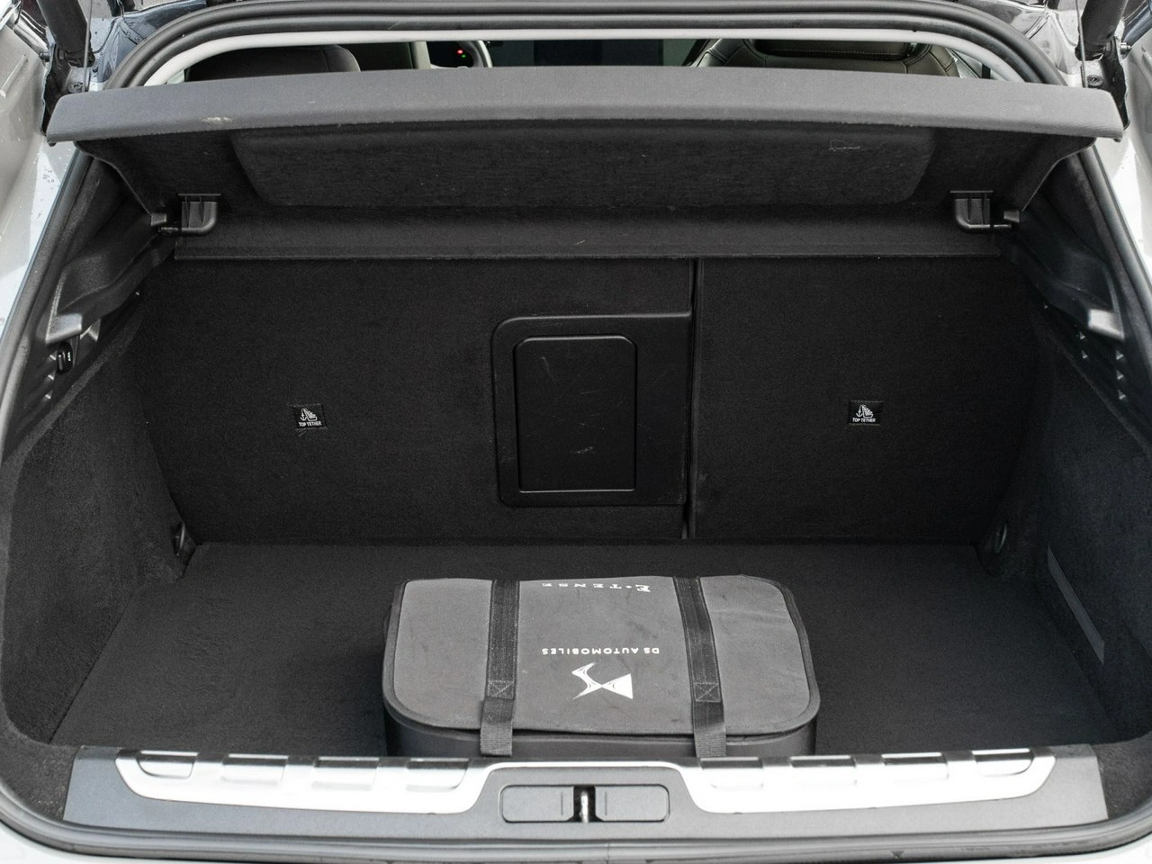 DS Automobiles DS 4 - Zdjęcie 25