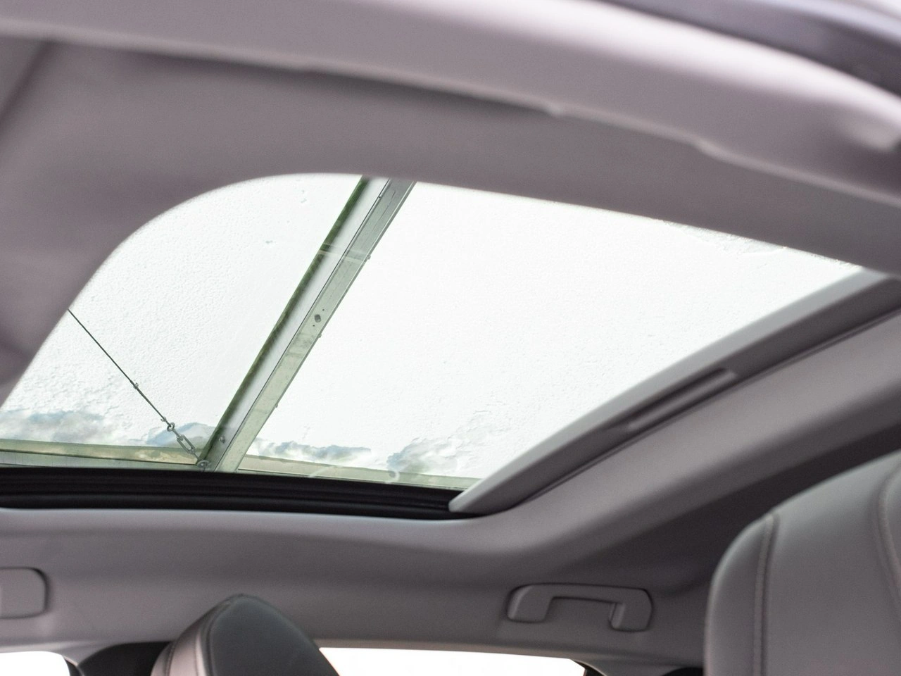 DS Automobiles DS 4 - Zdjęcie 30