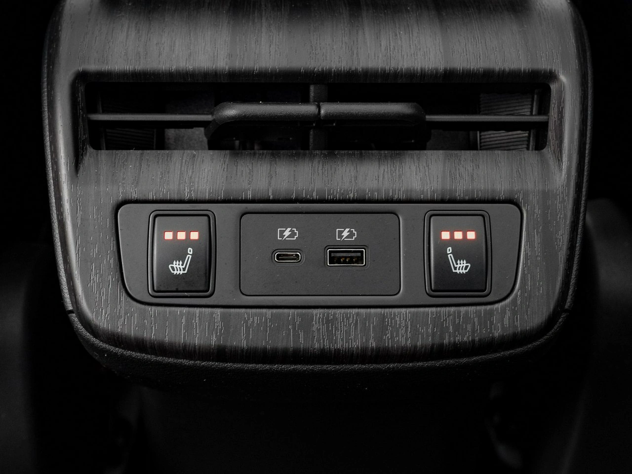 Nissan Ariya - Zdjęcie 27