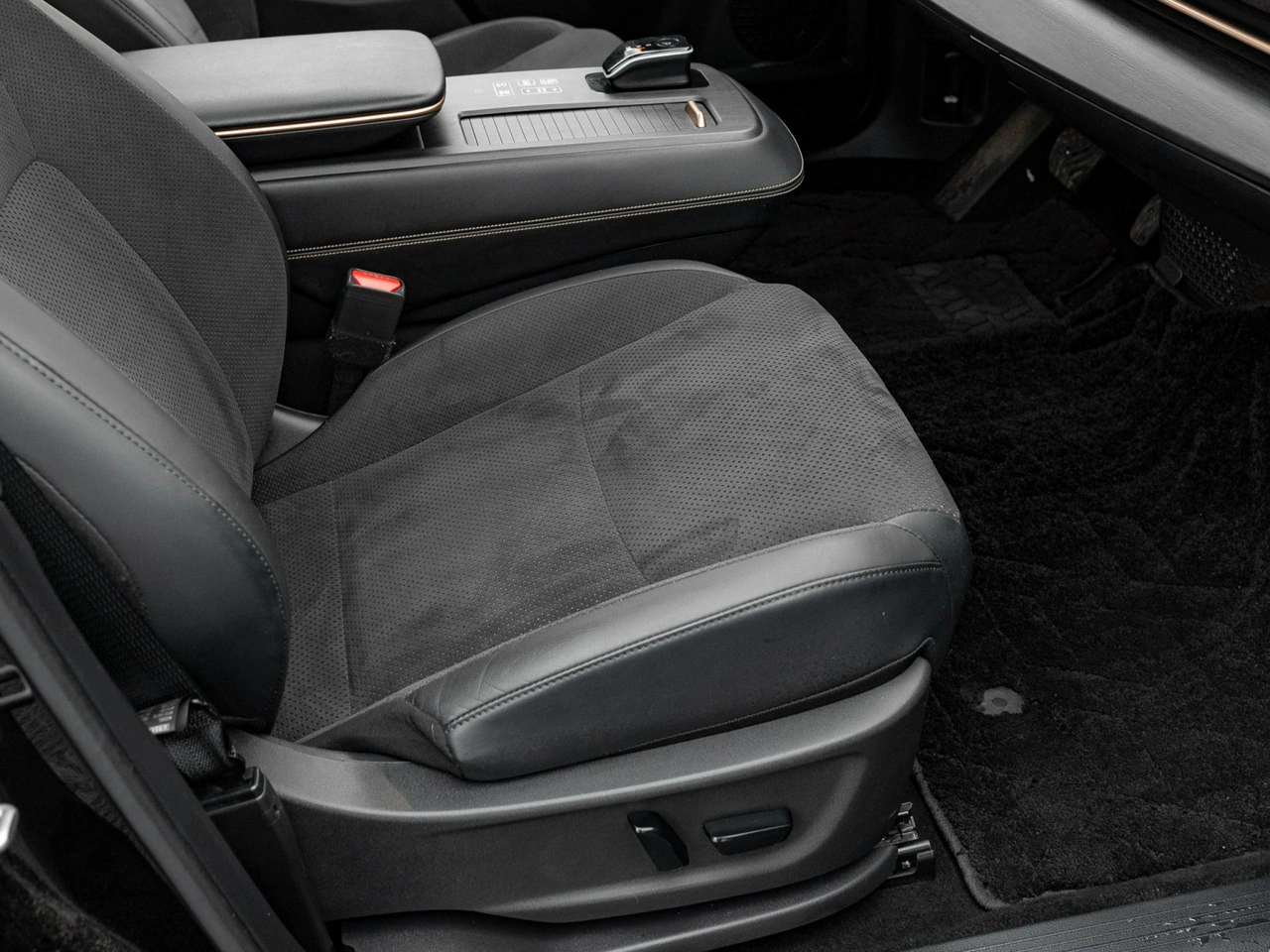 Nissan Ariya - Zdjęcie 33