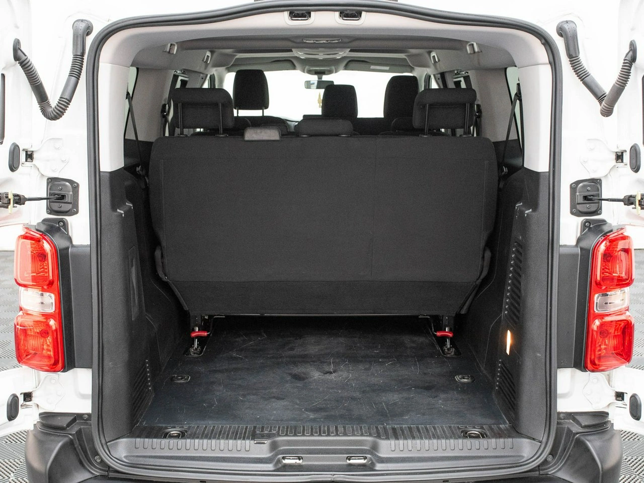 Toyota ProAce - Zdjęcie 17