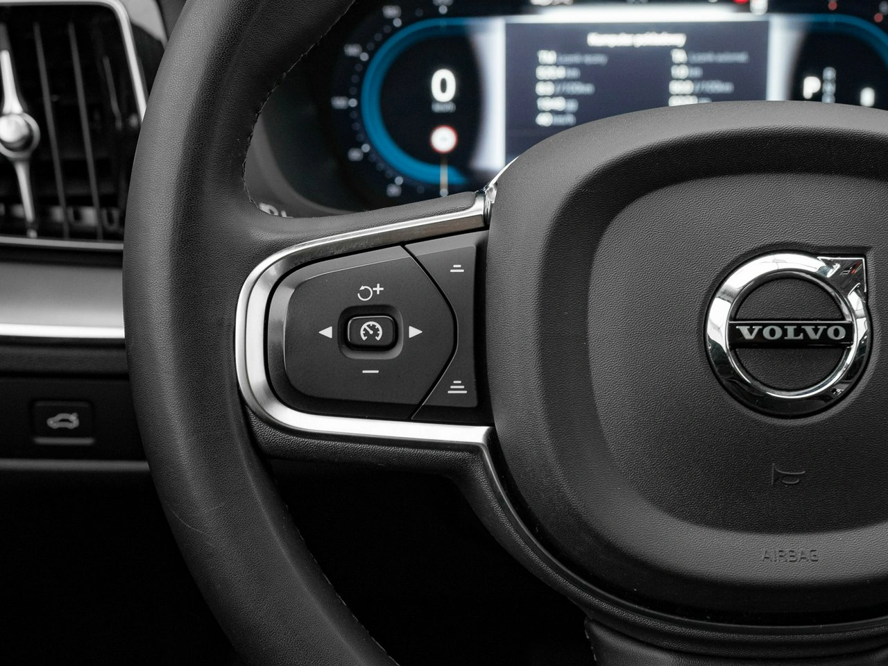 Volvo XC 60 - Zdjęcie 15