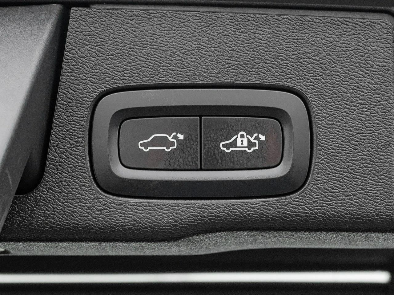 Volvo XC 60 - Zdjęcie 26