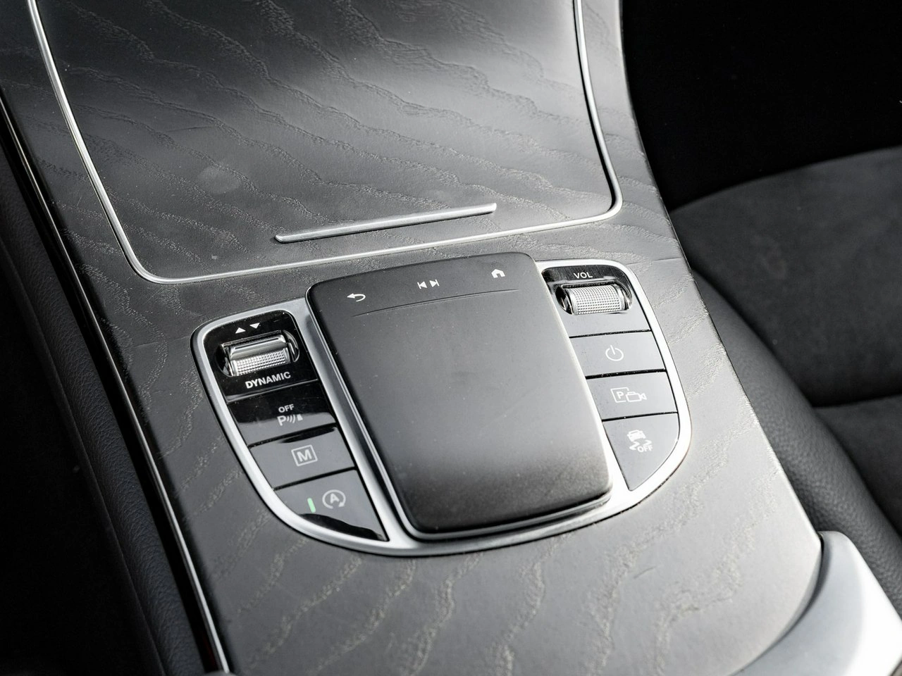 Mercedes GLC 400 - Zdjęcie 16