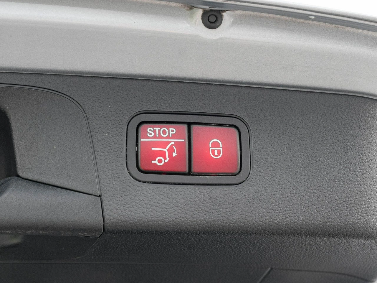 Mercedes GLC 400 - Zdjęcie 25