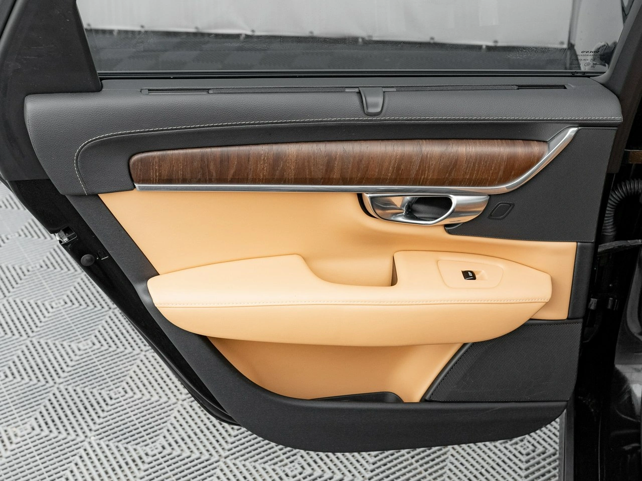 Volvo S90 - Zdjęcie 23