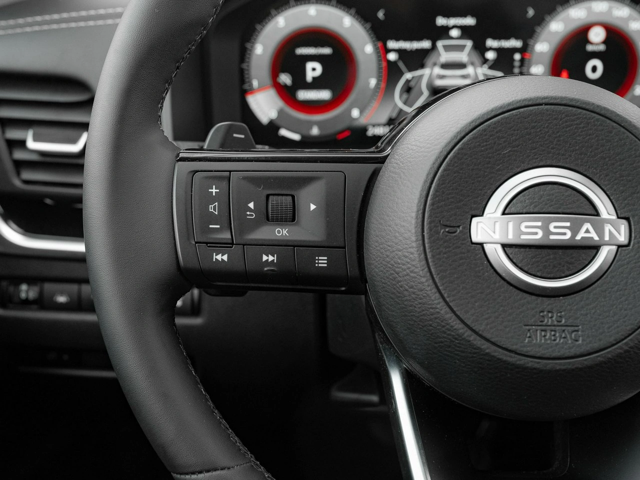 Nissan Qashqai - Zdjęcie 13