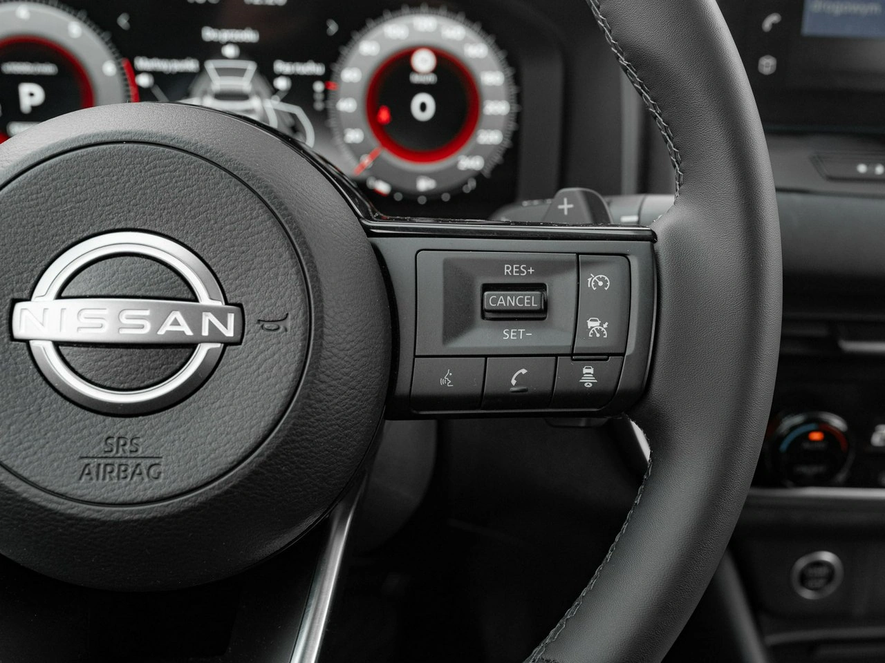 Nissan Qashqai - Zdjęcie 14