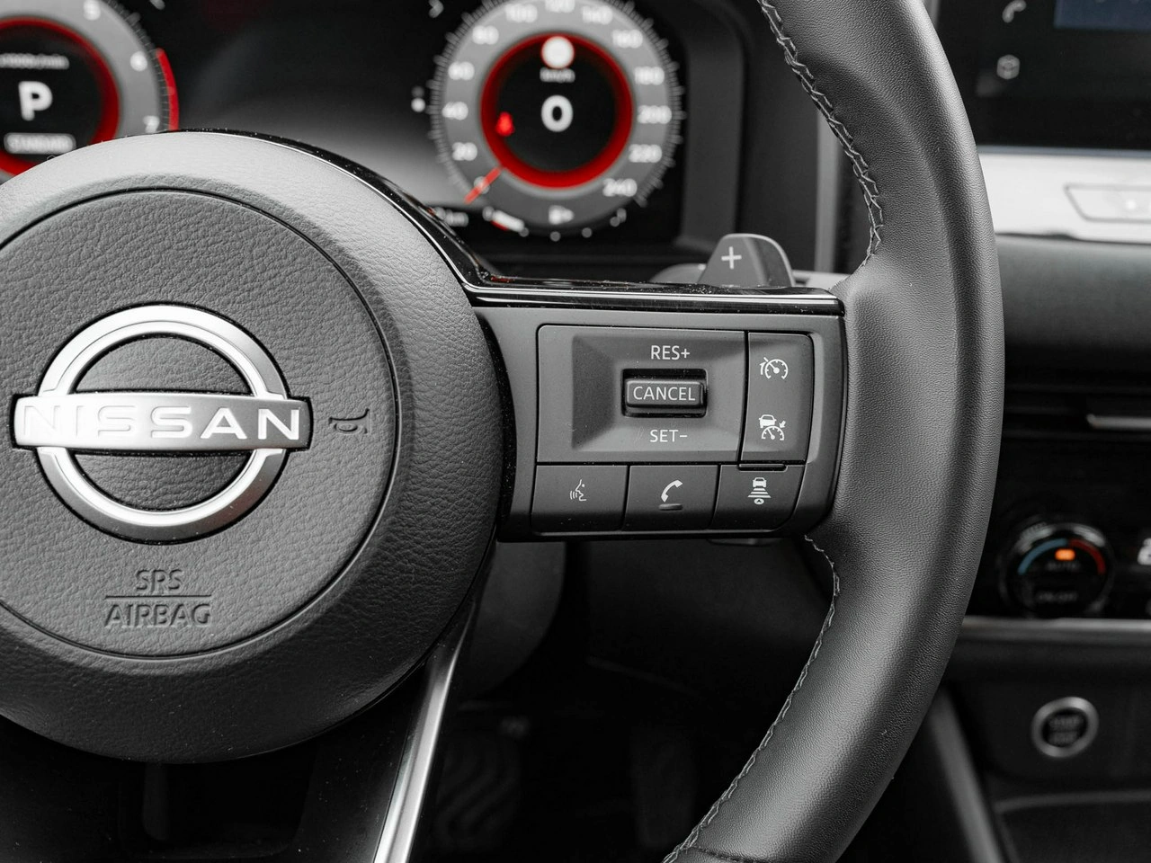 Nissan Qashqai - Zdjęcie 16