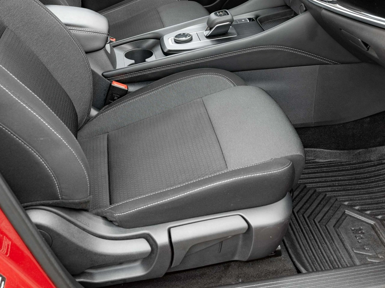 Nissan Qashqai - Zdjęcie 32