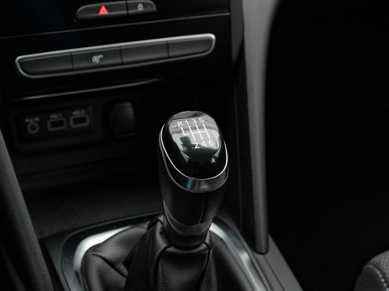 Renault Megane - Zdjęcie 16