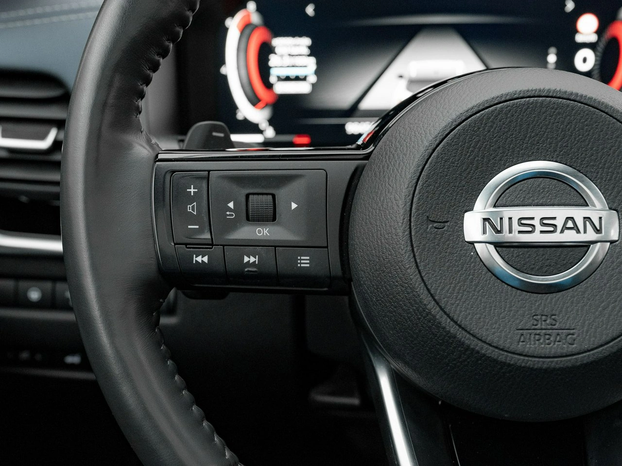 Nissan Qashqai - Zdjęcie 14