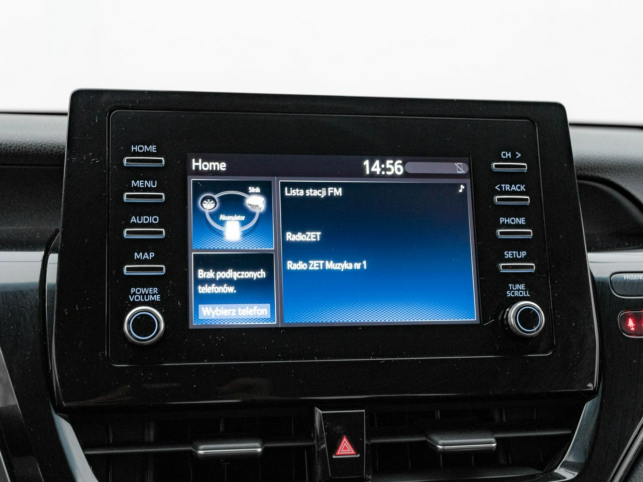 Toyota Camry - Zdjęcie 17